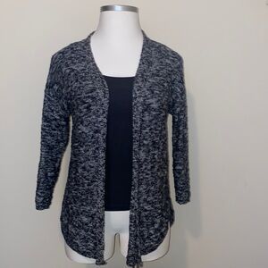 Women’s old navy black and white cardigan. Size L